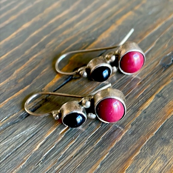 Vintage Scott Kay Sterling Black & Red Onyx Earrings - Picture 2 of 4